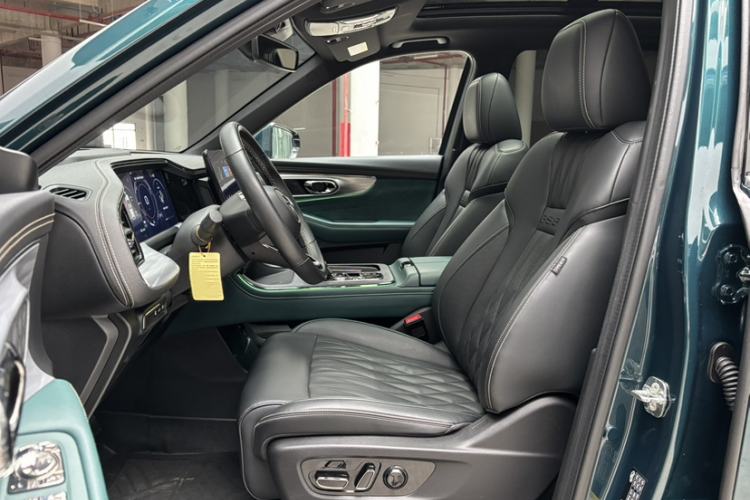 Used GAC Trumpchi GS8 2022 Dual-Engine Series 2.0TM Two-Wheel Drive Prestige Edition (7 Seats)