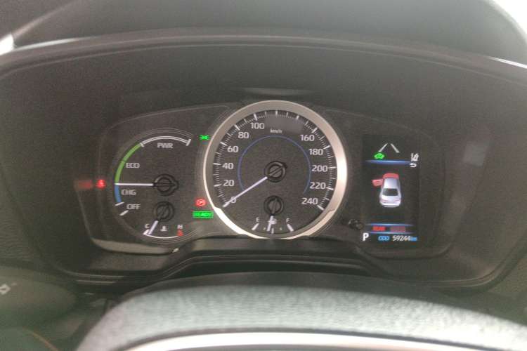 Used Toyota Levin 2022 Dual-Motor 1.8H E-CVT Leading Edition
