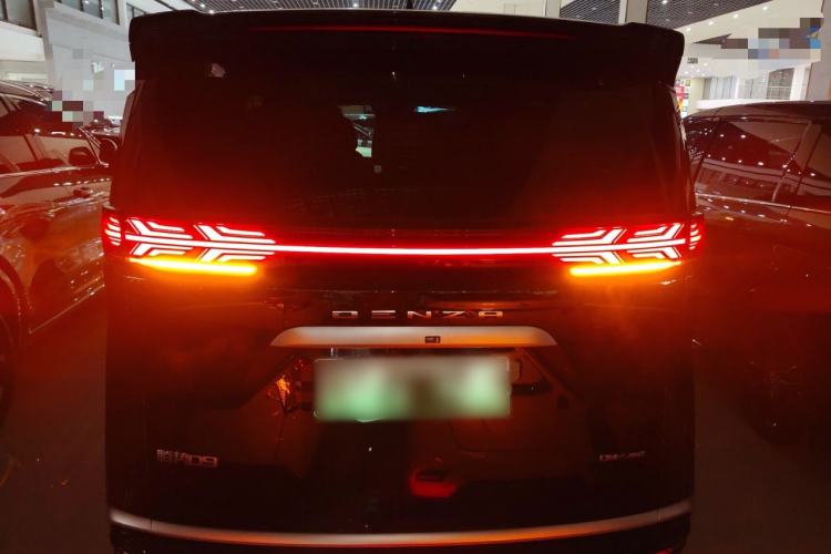 Used Denza D9 2024 DM-i 980 Four-Wheel Drive Prestige Model