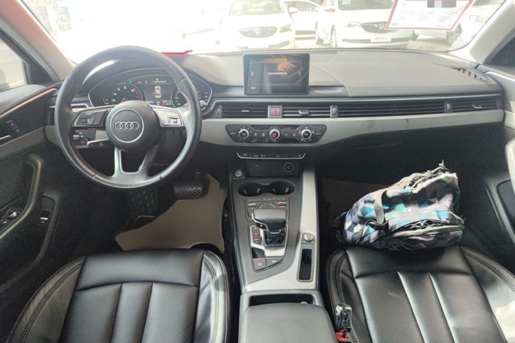 Used Audi A4L 2019 40 TFSI Ambition China VI