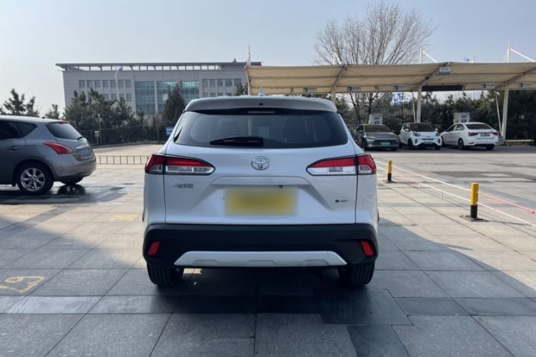 Used Toyota Corolla Cross 2024 2.0L Smart Electric Hybrid Dual-Engine Pioneer Edition
