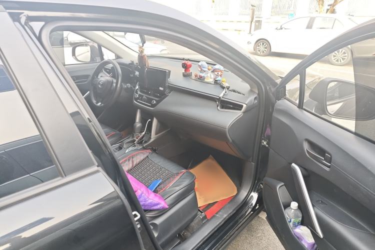 Used Toyota Corolla Cross 2023 Dual-Motor 2.0L Pioneer Edition
