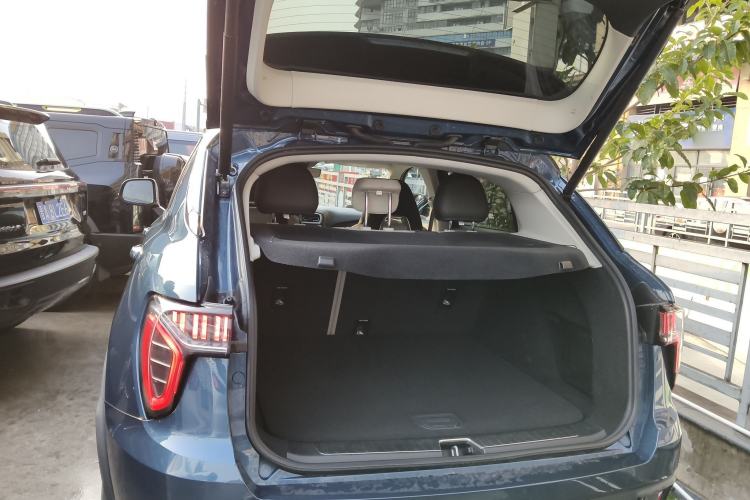 Used Lynk & Co 01 2017 2.0T Two-Wheel Drive Zhaopu Version
