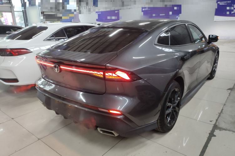 Used Changan UNI-V 2024 1.5T Prestige Edition
