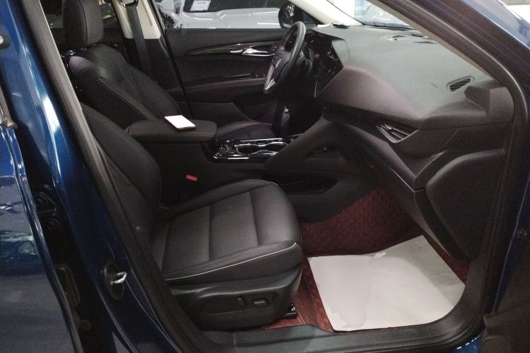 Used Buick Envision 2023 Encore Plus 652T Five-Seat All-Wheel-Drive Luxury Model
