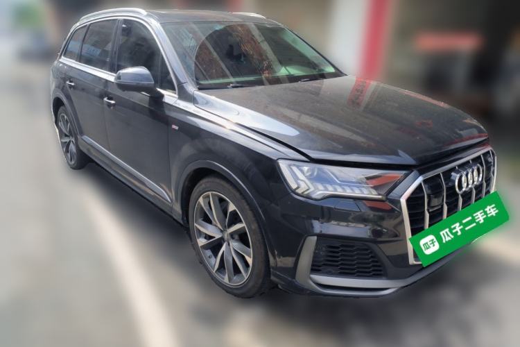 Used Audi Q7 2020 55 TFSI quattro S line sports model
