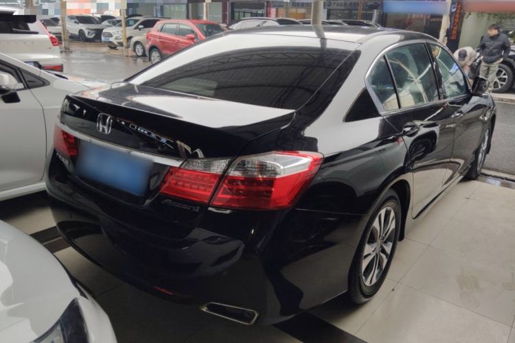 Used Honda Accord 2015 2.0L LX Comfort Edition