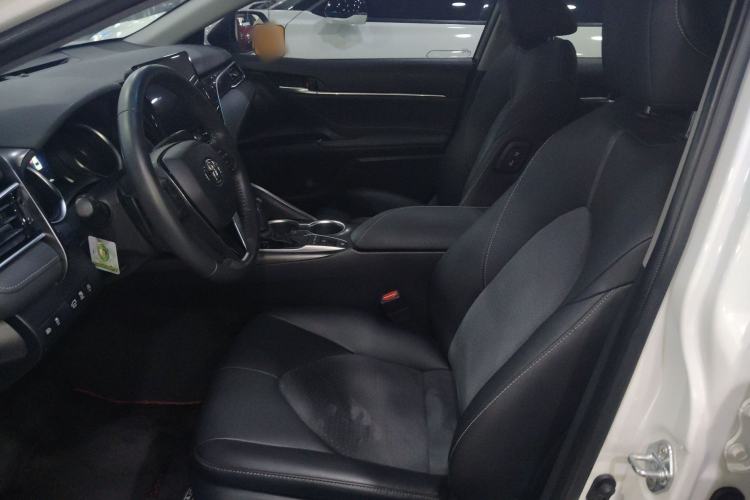 Used Toyota Camry 2021 2.0S FENGSHANG Edition
