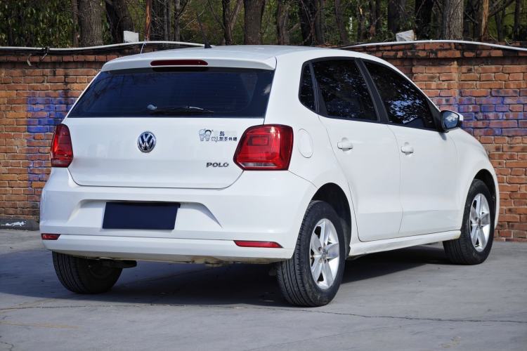 Used Volkswagen Polo 2016 1.4L Manual Fashion Model
