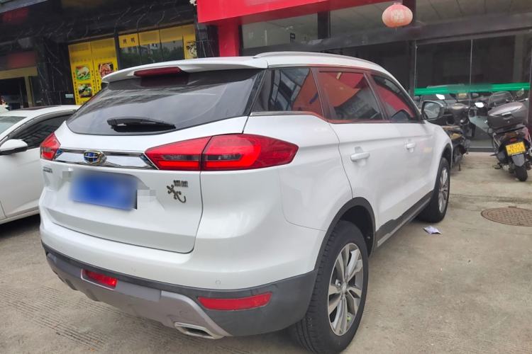 Used Geely Auto Emgrand X7 Sport 2016 2.0L Manual Smart Connect Version
