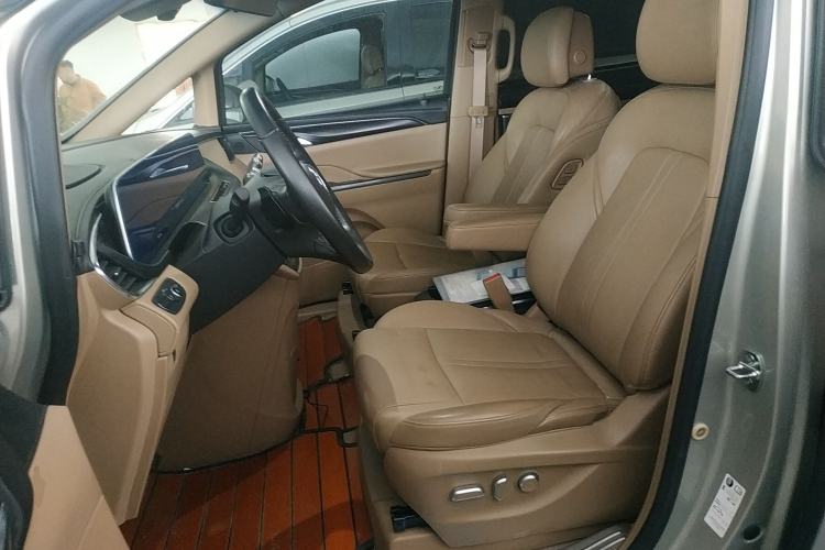 Used Buick GL8 2020 ES Land Cruiser 653T Luxury Edition