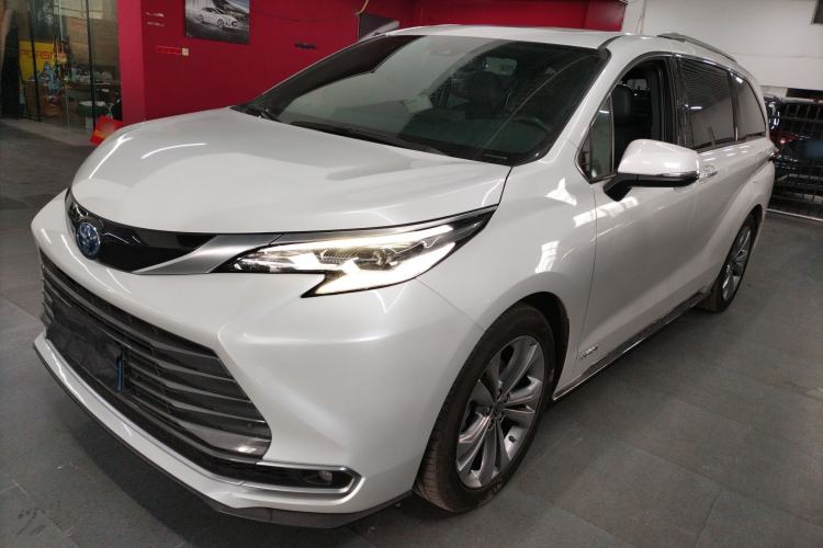 Used Toyota Sienna 2021 2.5L Hybrid Premium Edition