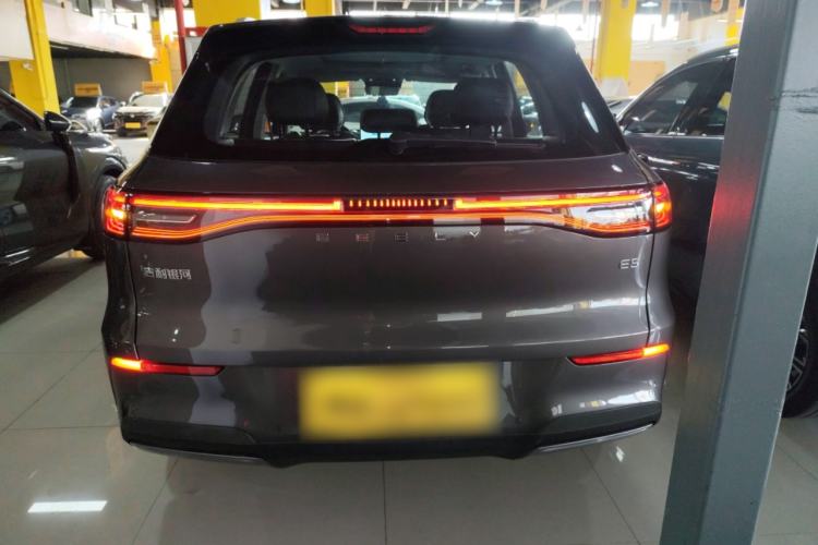 Used  E5 2024 530km Starship Edition