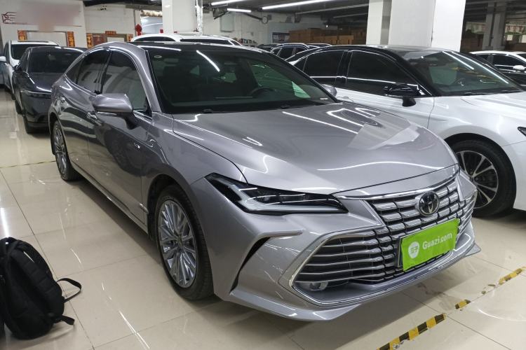 Used Toyota Avalon 2024 Dual-Motor 2.0L Luxury Edition