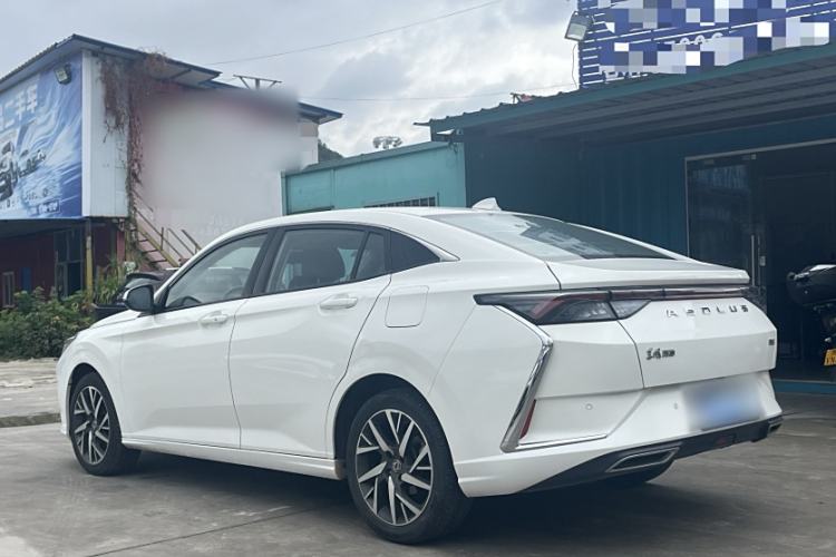 Used Dongfeng Aeolus Yixuan 2020 230T Automatic Glare-Proof Dark Knight Edition
