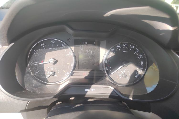 Used Skoda Octavia 2015 1.6L Automatic Yijie Edition