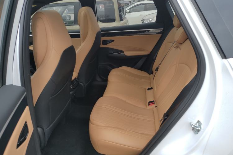 Used  L7 2023 1.5T 115 km MAX