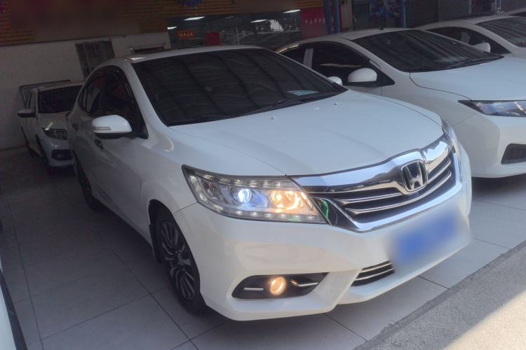 Used Honda Crider 2015 1.8L Automatic Luxury Edition
