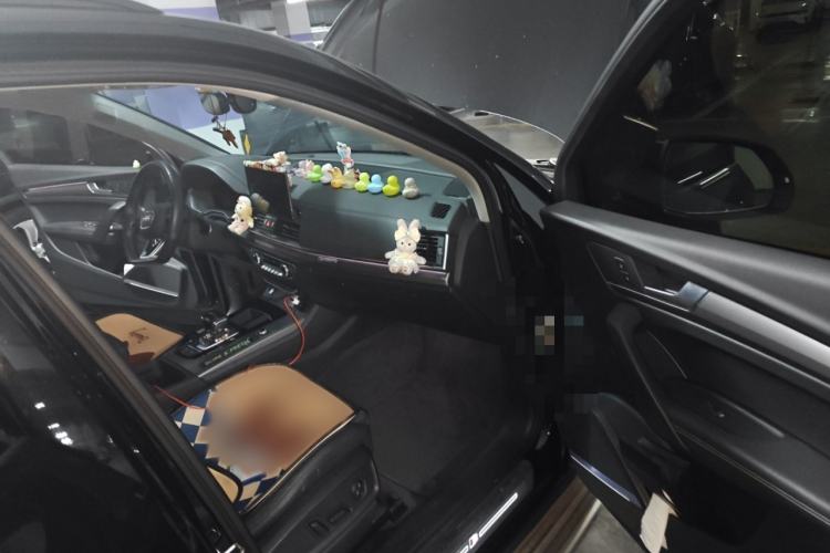 Used Audi Q5L 2022 45T Luxury Dynamic Model
