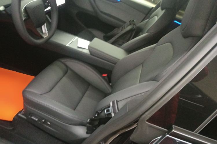 Used Tesla Model Y 2026 Rear-Drive Model