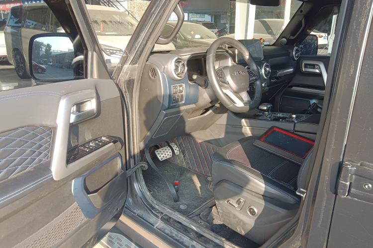 Used  BJ40 2024 2.0D Blade Hero Glory Edition