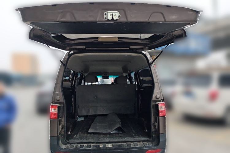 Used Jinbei Hiace X30 2021 1.5L Wealthy Edition Bus China VI Standard SWC15M
