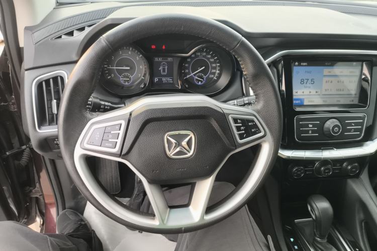 Used JMC Yusheng S350 2016 2.0T Automatic 4x4 Gasoline Luxury Version with Sunroof 7 Seats
