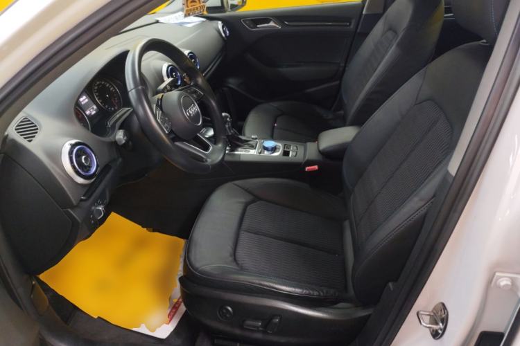 Used Audi A3 2019 Limousine 35 TFSI Fashion Edition China VI Emission Standard
