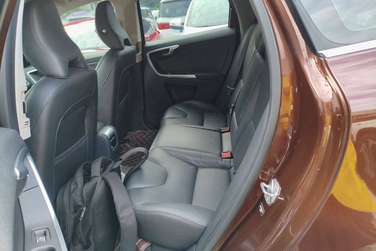 Used Volvo XC60 2016 T5 Smart Upgrade Model
