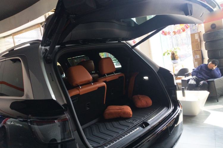 Used Hima AITO M9 2024 Range-Extended Max Edition 42 kWh 6-Seater Version
