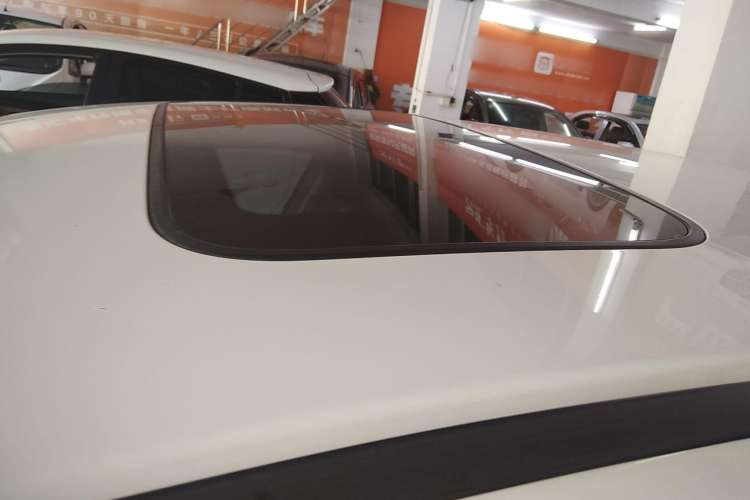 Used Honda Jade 2014 1.8L CVT Luxury Edition 5 seats
