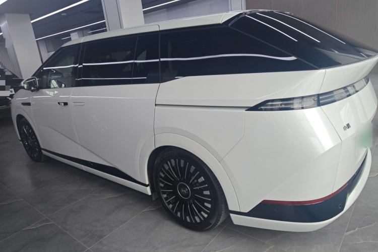 Used XPeng X9 2025 740 Ultra-Long Range Max
