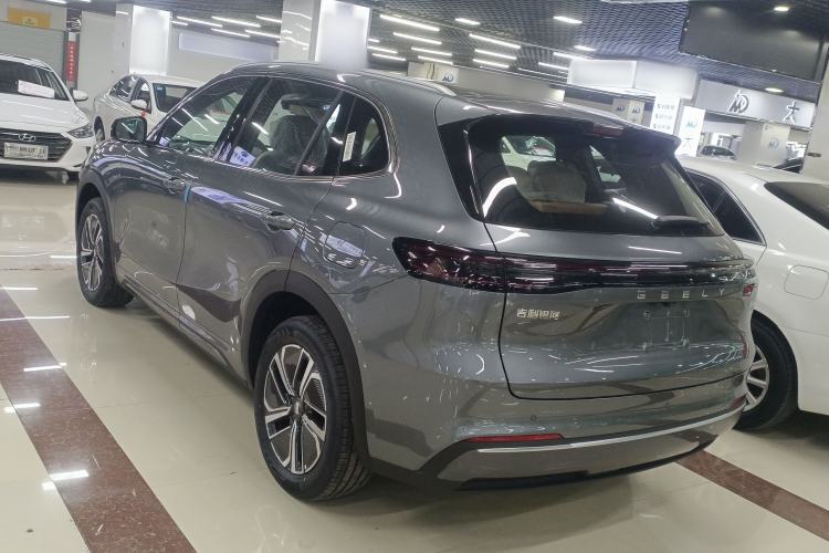 Used Geely Galaxy Galaxy Xingjian 7 EM-i 2025 120km Exploration+ Version
