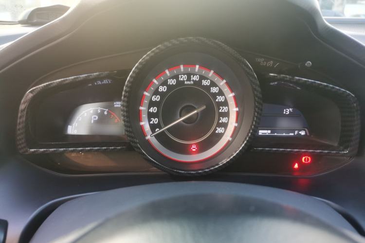 Used Mazda Mazda 3 Axela 2014 Sedan 1.5L Automatic Comfort Model