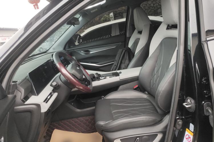 Used Changan CS75 PLUS 2024 3rd Generation Champion Edition 1.5T Intelligent Drive Dynamic Model