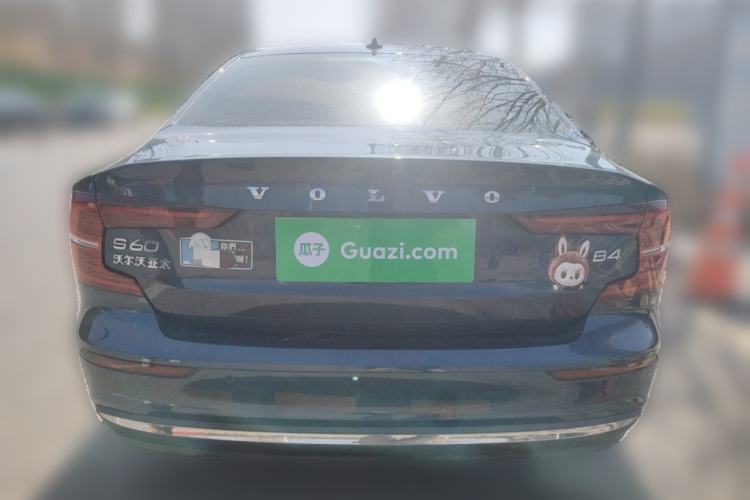 Used Volvo S60 2024 B4 Zhiyi Luxury Edition
