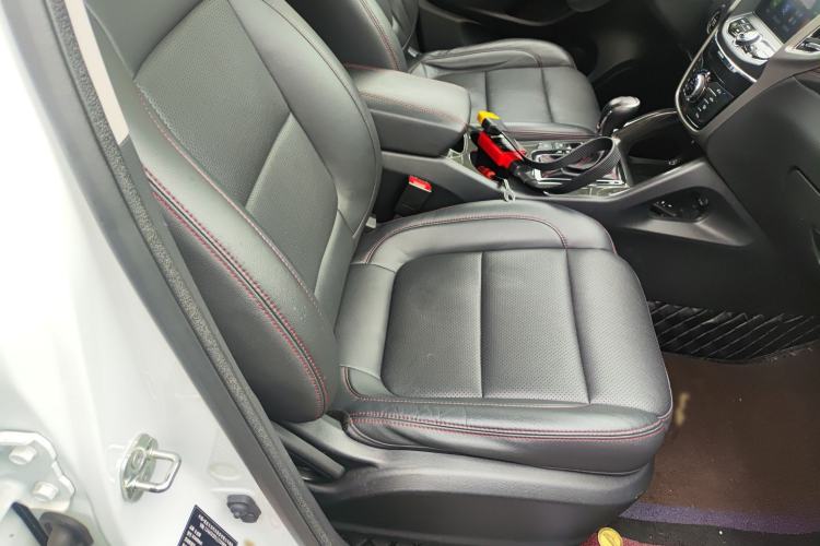 Used Changan CS75 2017 Shangkui Edition 1.5T Automatic Fengyue Model
