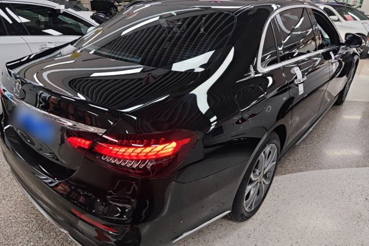 Used Mercedes-Benz E-Class 2021 E 300 L Sporty and Stylish Model
