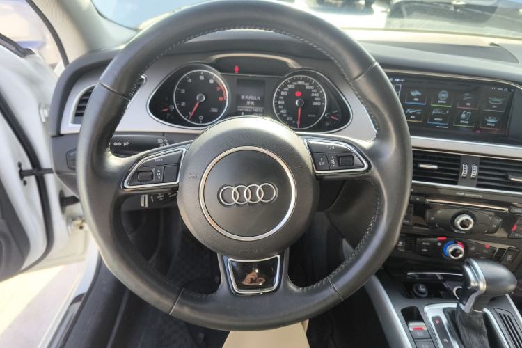 Used Audi A4L 2015 35 TFSI Automatic Standard Model
