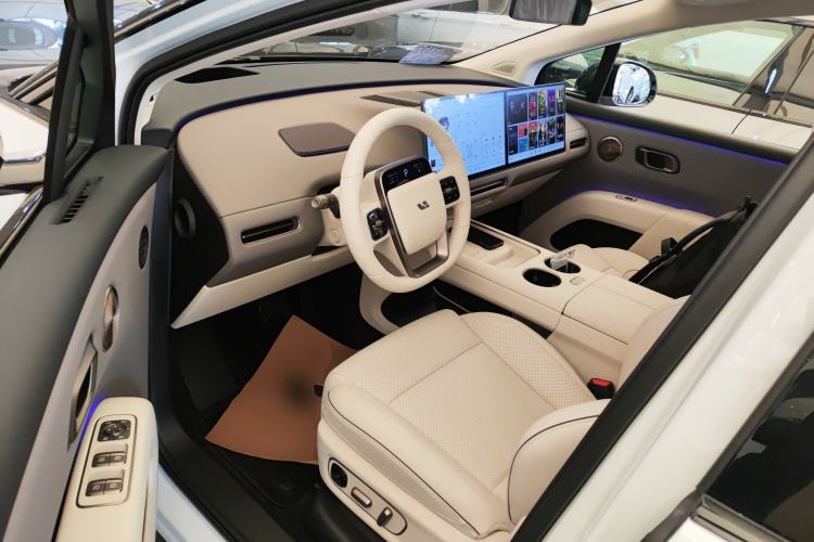 Used Li Auto Li Auto i8 2025 Standard Edition