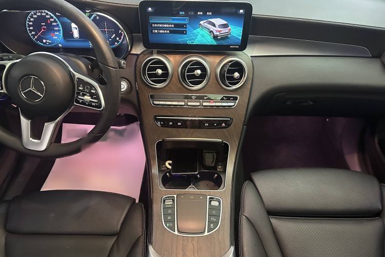 Used Mercedes-Benz GLC 2021 GLC 260 L 4MATIC Luxury Model
