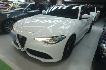 Used Alfa Romeo Giulia 2017 2.0T 280HP Luxury Sport Edition