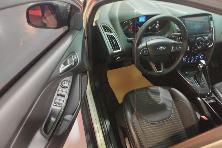 Used Ford Focus 2015 Sedan 1.6L Automatic Trend Model