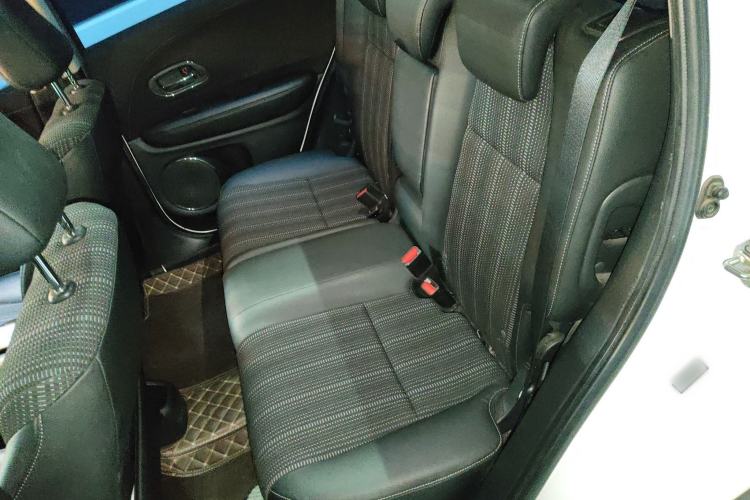 Used Honda Vezel 2015 1.8L CVT 2WD Luxury Model