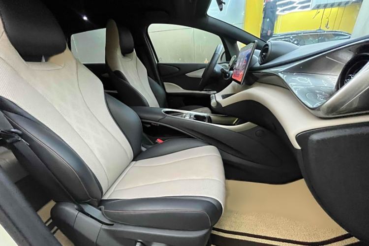 Used BYD Dolphin 2023 420 km Fashion Edition
