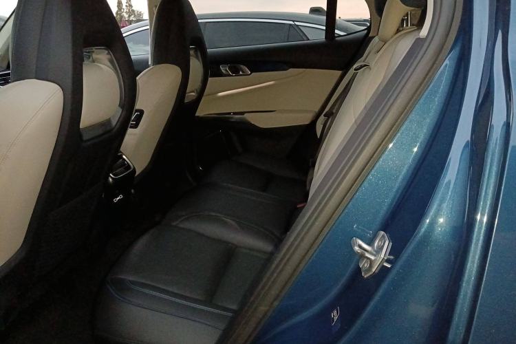 Used Lynk & Co 01 2019 2.0T Two-Wheel Drive Zhaopu Version China VI Standard
