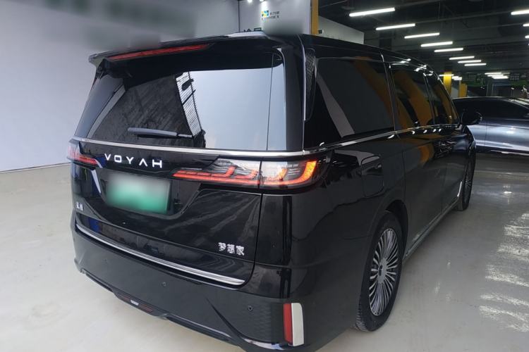 Used VOYAH Dream 2025 PHEV Four-Wheel Drive Prestige Kunpeng Edition

