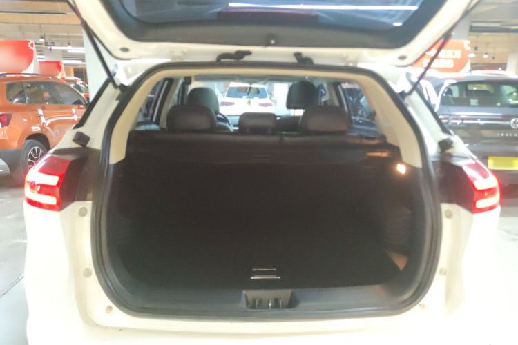 Used Geely Auto Emgrand X7 Sport 2020 1.8TD DCT Two-Wheel Drive Smart Connect 4G-Enabled Version
