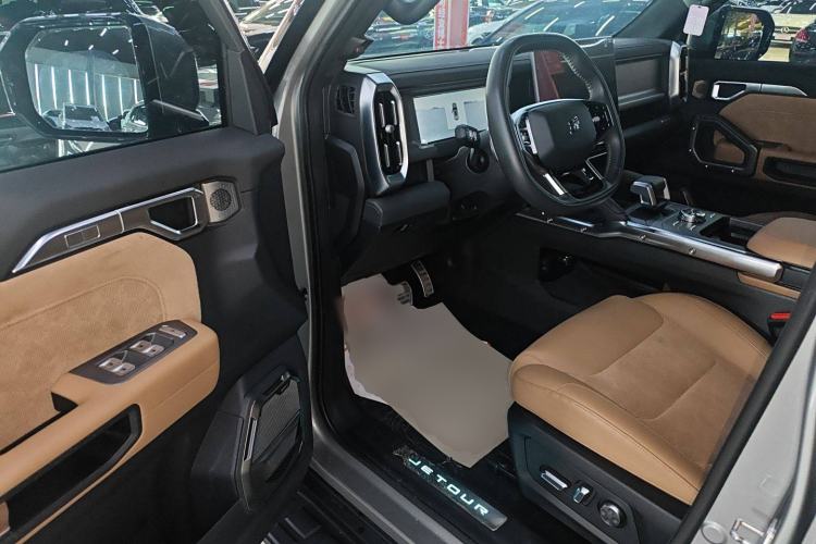 Used Jetour Traveler 2023 2.0T All-Wheel Drive CrossPRO+
