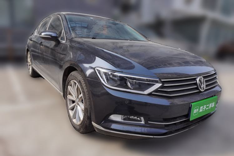 Used Volkswagen Magotan 2018 330TSI DSG Advanced Model

